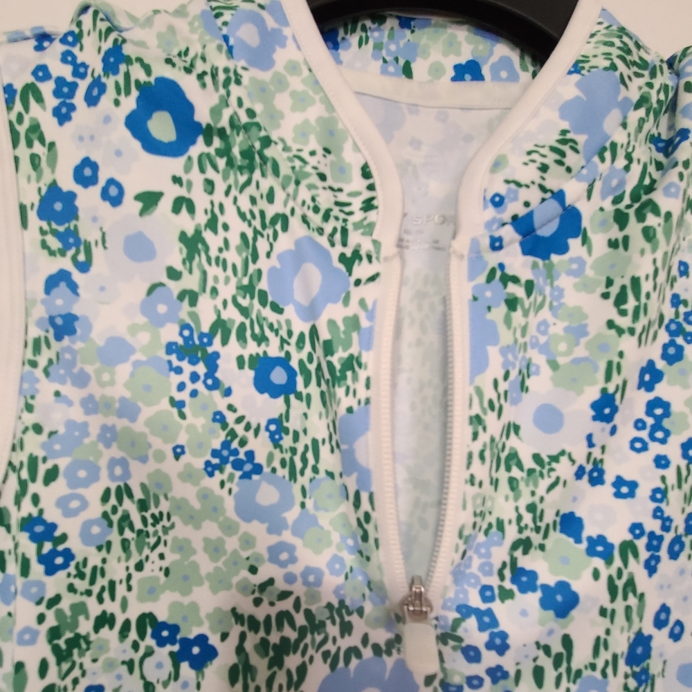 RINTED PERFORMANCE SLEEVELESS HALF-ZIP TOP - Picture 7 of 12